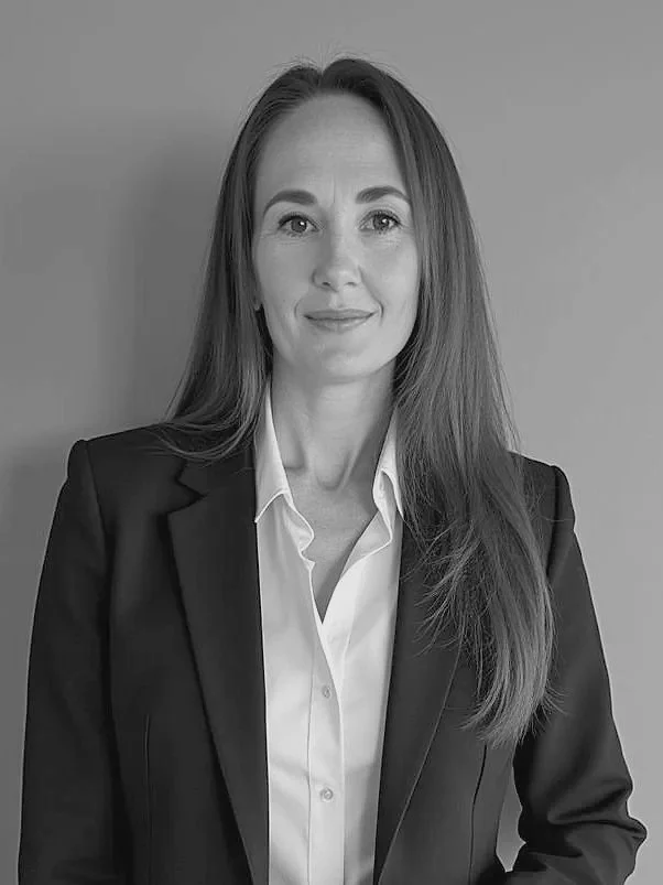 Danielle, Financial Specialist